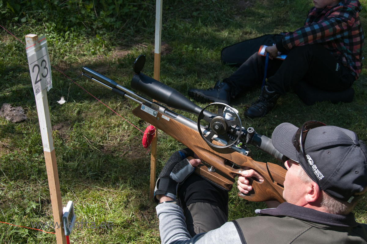 Meelis Kurvits, Weihrauch HW 97 K, Hawke SideWinder 8-32x56